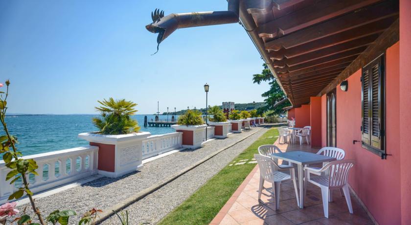 Villa Garuti Village Padenghe sul Garda Værelse billede