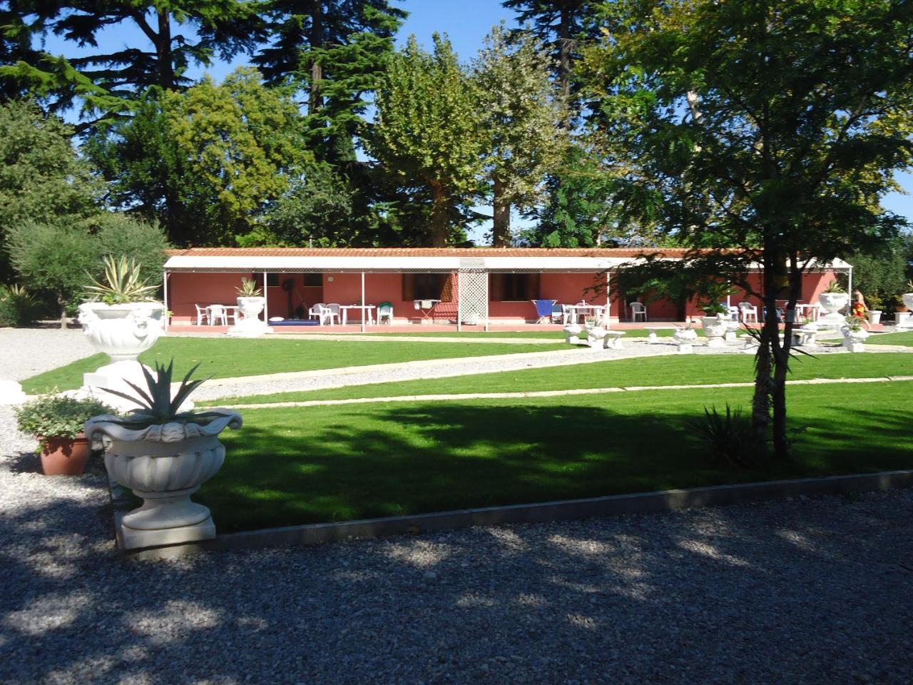 Villa Garuti Village Padenghe sul Garda Eksteriør billede